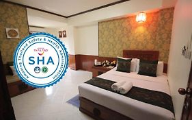 Thana Hotel